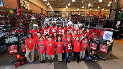 Visa 49ers: Shop with a player